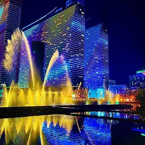 Orbi Sea View Apartament